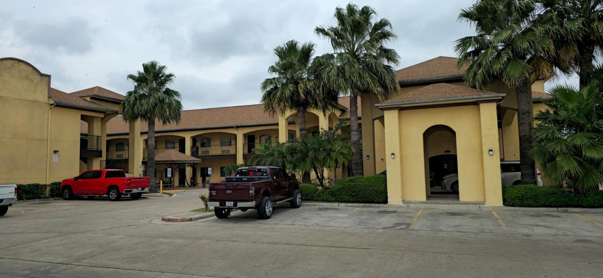 Texas Inn And Suites Rgv エディンバーグ エクステリア 写真