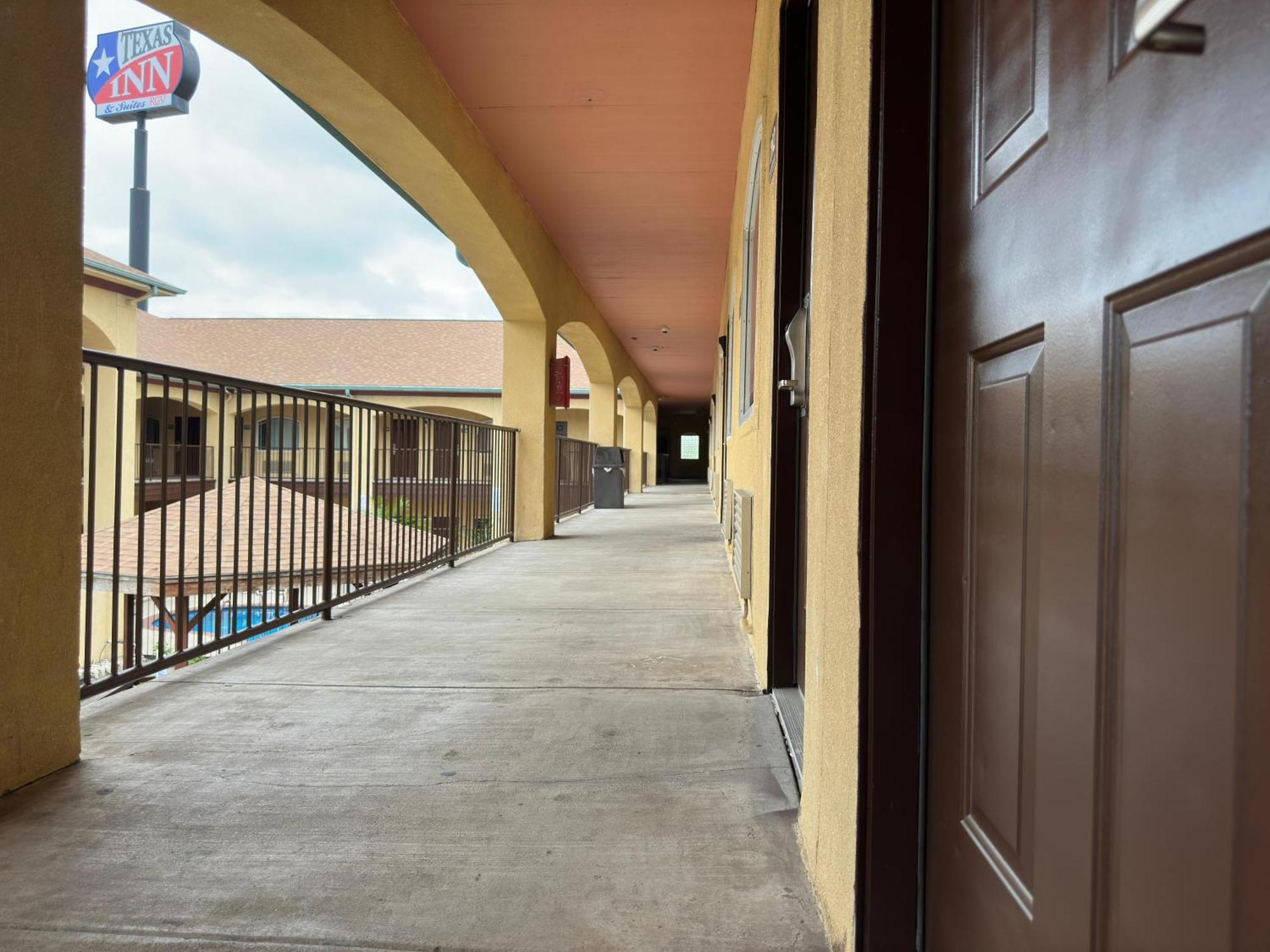 Texas Inn And Suites Rgv エディンバーグ エクステリア 写真